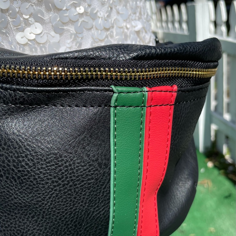 Belted Bag Green & Red Striped - Picture 6 of 7